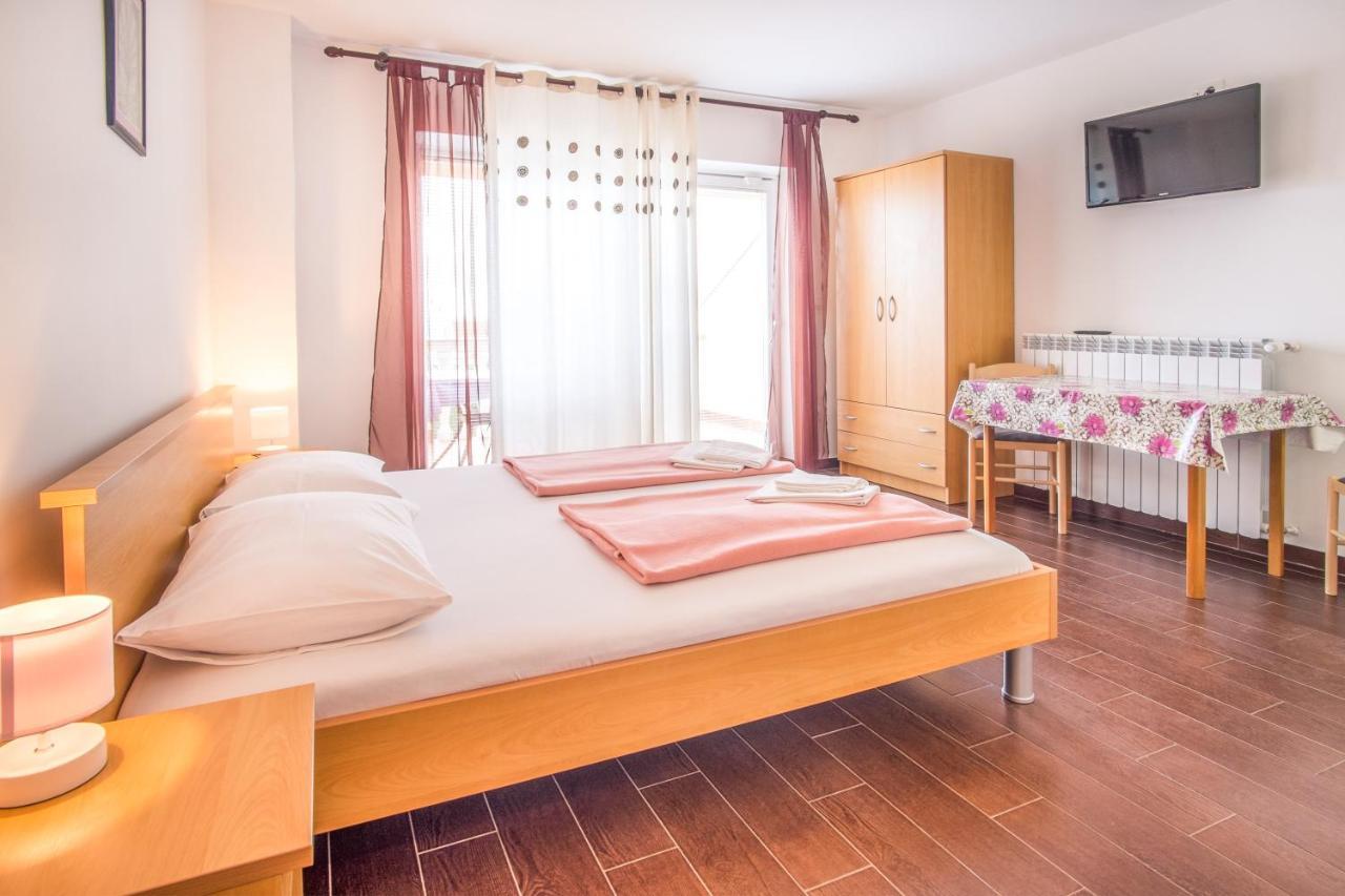 Apartments Bogdanic Krk I Krk Town Εξωτερικό φωτογραφία